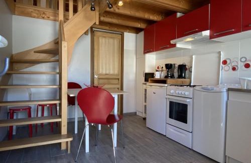 Etel House | Charmante maison en pierre à Été, proche mer, plages, sentiers côtiers, idéale pour 2 personnes - FR-1-397-16