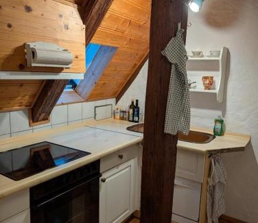 Theilenhofen Apartment | Charmante Wohnung in Fachwerkhaus am Limes
