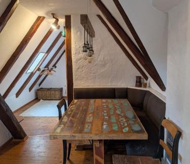 Theilenhofen Apartment | Charmante Wohnung in Fachwerkhaus am Limes