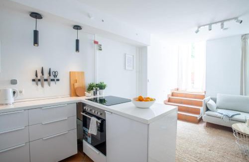 Kreuzberg Apartment | Charmantes 2-Zimmer-Apartment mit Vorgarten