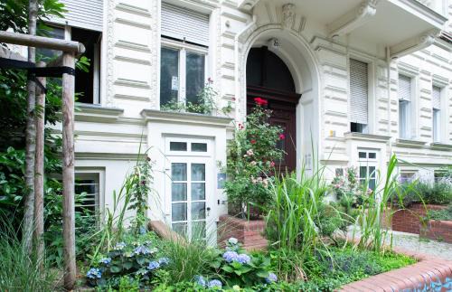 Kreuzberg Apartment | Charmantes 2-Zimmer-Apartment mit Vorgarten
