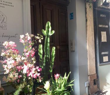 Antibes Old Town Apartment | Charme & Authenticité 3P Vielle Ville Antibes