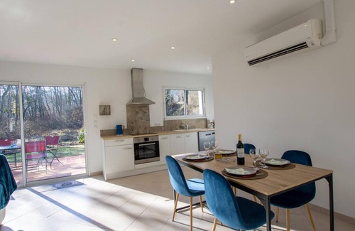 Saint-Martial-de-Nabirat Cottage | Charming Villa with Modern Amenities, Near Saint Martial de Nabirat, Périgord Noir
