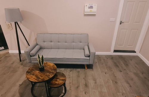 Barnsley Apartment | Charming 1-bed Apartment in Barnsley