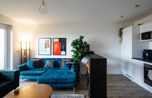 Brent Apartment | Charming 1-bed Apartment in London