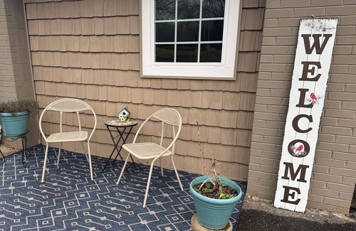 Jonesville Cottage | Charming 1-bedroom cottage with WiFi, AC in Jonesville