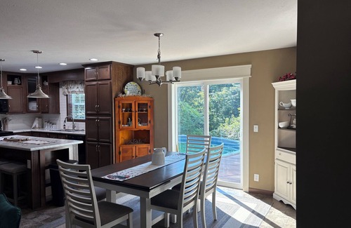 Bloomington House | Charming 1-bedroom house in fabulous Bloomington with AC, full kitchen, laundry.