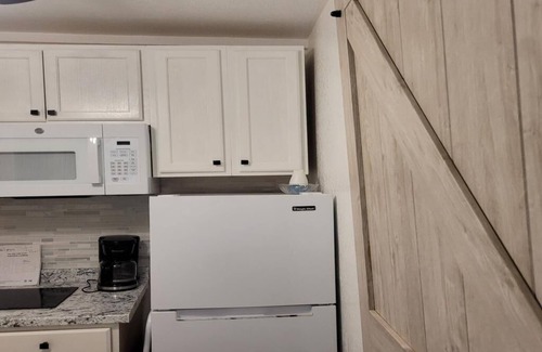 Delray Beach Apartment | Charming 1-bedroom house in terrific Delray Beach with AC