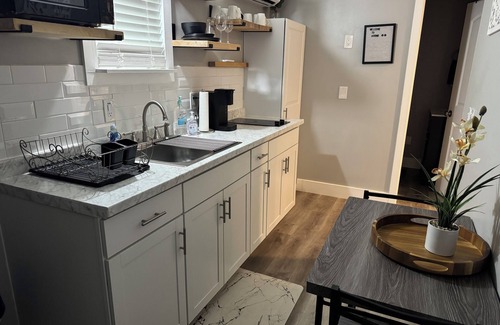 Douglasville House | Charming 1-bedroom house in nice Douglasville with WiFi, AC