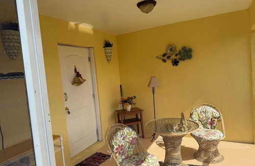 Lehigh Acres Apartment | Charming 1-bedroom apartment with AC, WiFi in lovely Lehigh Acres
