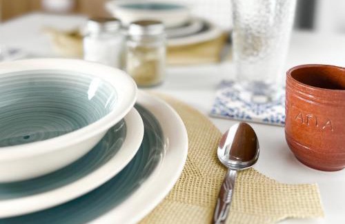 Limassol Apartment | Charming 1-BR Stay Near City Centre, Marina and Beaches - Perfect for Couples, Business or Solo Travellers