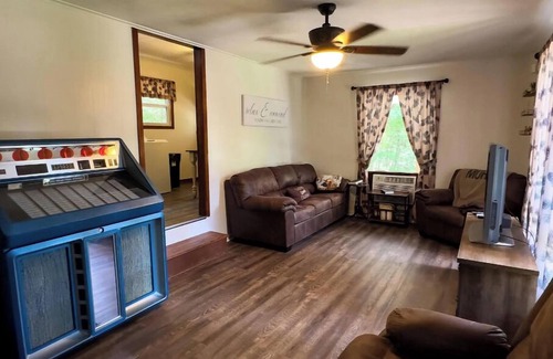 Hardy Cottage | Charming 2 Bedroom 1 Bath Cottage in a Forest Setting Tucked Away in Nature