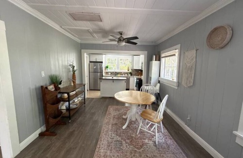 Palm Beach - West Palm Beach House | Charming 2-bedroom bungalow in perfect West Palm Beach, Northwood Harbor with AC