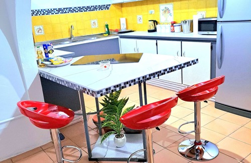 Woodbrook Apartment | Charming 2-bedroom apartment in lovely Woodbrook, Port of Spain with WiFi, AC