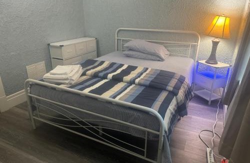 Buffalo Apartment | Charming 2-bedroom apartment with WiFi, fitness room in delightful Buffalo