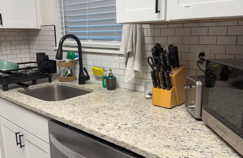 Hampstead Condo | Charming 2-bedroom condo only 20 minutes from the famous Topsail Island