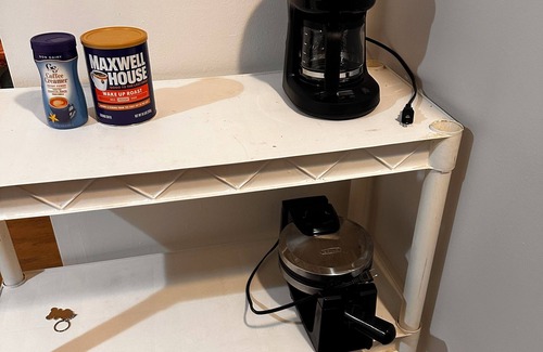 Westland Condo | Charming 2-bedroom condo in a duplex