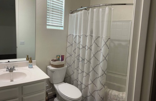 Rita Ranch House | Charming 2-bedroom house in lovely Vail with WiFi, AC