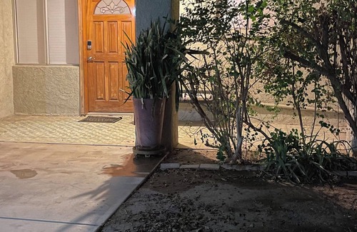 Yuma House | Charming 2-bedroom house in welcoming Yuma. Central location. WiFi washer dryer