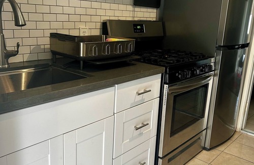 Hillcrest House | Charming 2-bedroom rental in lovely San Diego Hillcrest area with AC