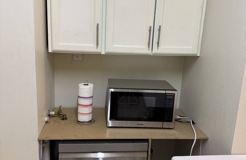 Constant Spring House | Charming 2-bedroom townhome in lovely Kingston gated community with AC, WiFi