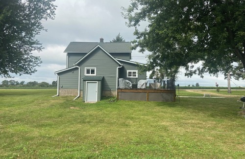 Platteville Cottage | Charming 2-bedroom cottage close to UW Platteville