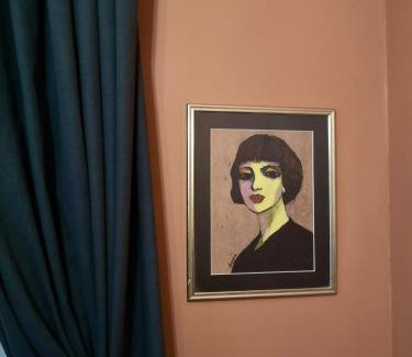 Le Port sous la Lune Apartment | Charming 2-room flat near Paris