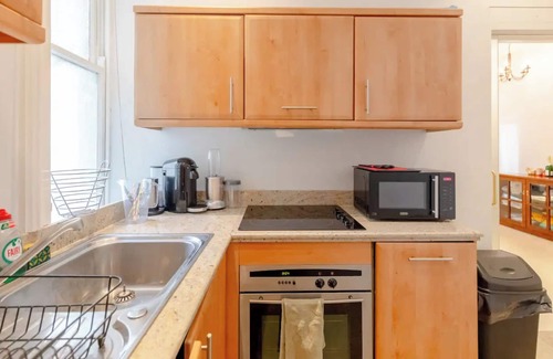 Knightsbridge Apartment | Charming 2BD Flat by Hyde Park - Knightsbridge