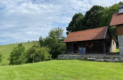 Carasova Cottage | Charming 2bed Cottage in Carasova, Banat Mountains