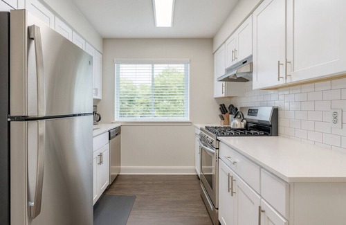 Shannon Apartment | Charming 2BR Hoover Retreat w/ Easy Parking