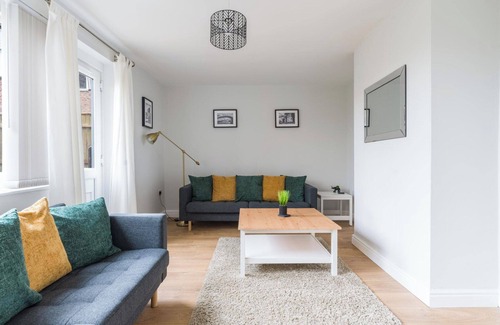 Newcastle-upon-Tyne House | Charming 3-bed House in Newcastle Upon Tyne