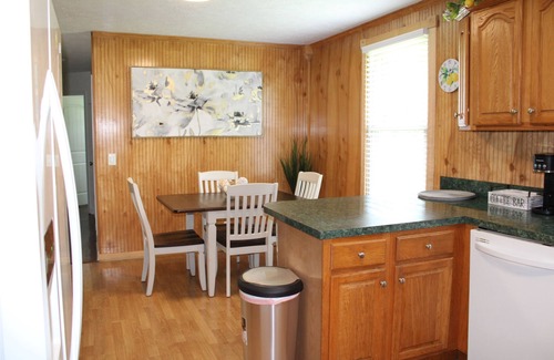 Hendersonville House | Charming 3-bedroom house with private patio, 20min to dwntn Nashville/Airport