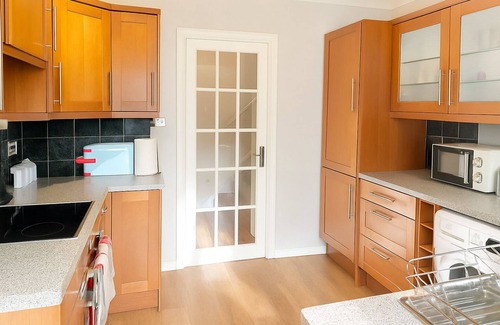 Sittingbourne House | Charming 3-bedroom house in Sittingbourne for contractors, family & Tourists!