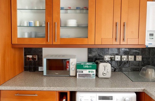 Sittingbourne House | Charming 3-bedroom house in Sittingbourne for contractors, family & Tourists!