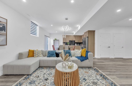 LaSalle Apartment | Charming 3-bedroom apartment with AC, WiFi in pleasant Lasalle
