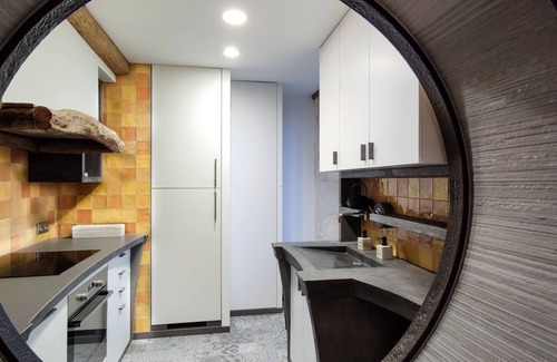 Pissotte Cottage | Charming 3-Bedroom Architect's Cottage with Private Garden and Parking in Pissotte