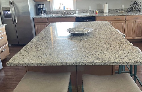 Chauvin Other | Charming 3-bedroom country house with WiFi, AC in Chauvin