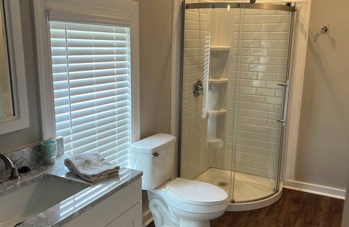 Chauvin Other | Charming 3-bedroom country house with WiFi, AC in Chauvin