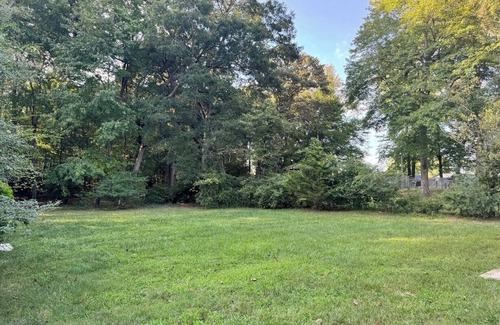 Waldorf House | Charming 3-bedroom retreat in White Plains