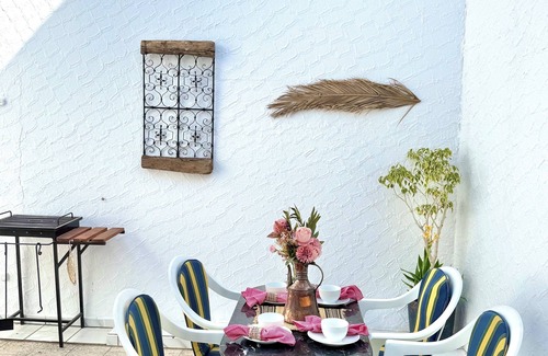 El Maamoura House | Charming 3-BR House Walk to Beach Tunisian Getaway