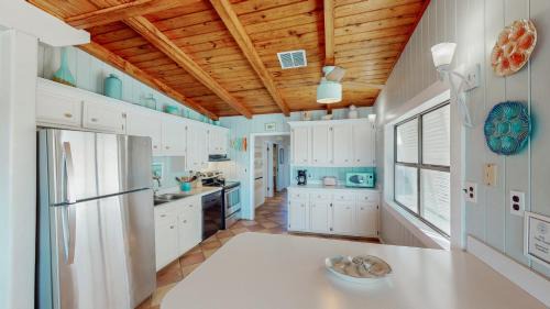 Gulf Shores House | Charming 3BR/2BA Boho Beach Cottage in Gulf Shores