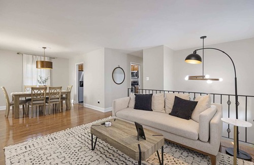 Charlotte House | Charming 4 BR in Great Location - SouthPark