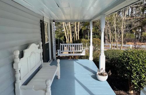 Apex House | Charming 4BR Historic Home with Scenic Views