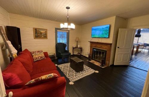 Apex House | Charming 4BR Historic Home with Scenic Views