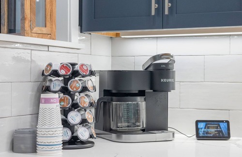 Landenberg Cabin | Charming 5 bed Mountain Home in National Preserve. Romantic peaceful getaway nea