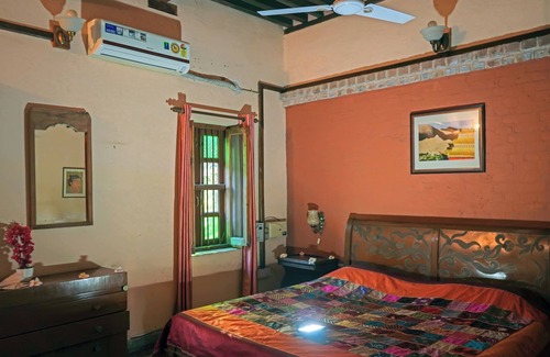 Gurdaspur Other | Charming 5-bedroom Heritage farmhouse with WiFi, AC in Village Near Amritsar