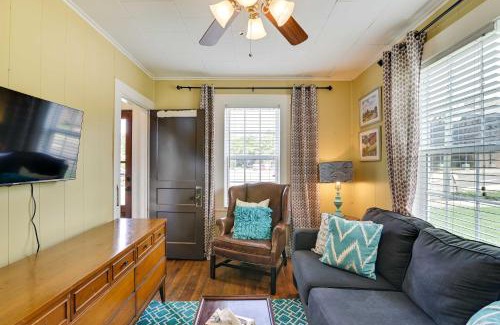 Starkville Apartment | Charming Abode about 2 Mi to Mississippi State Campus!