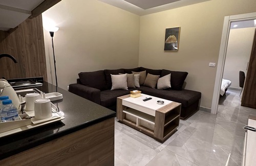 Al Swaifyeh Apartment | Charming Amman Apartment with Modern Ameniti