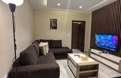 Al Swaifyeh Apartment | Charming Amman Apartment With Modern Ameni