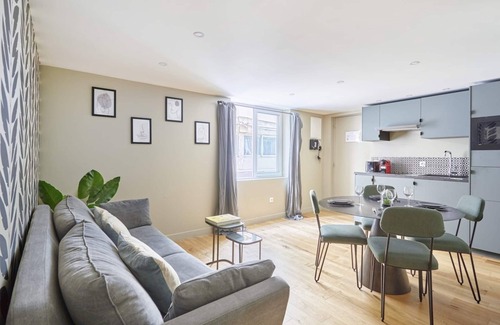 Bonne-Nouvelle Apartment | Charming Apartment 2 Bedrooms Center of Paris